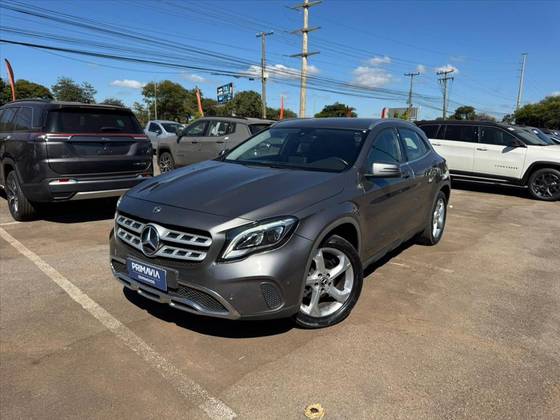 MERCEDES-BENZ GLA 200 1.6 CGI FLEX ADVANCE 7G-DCT